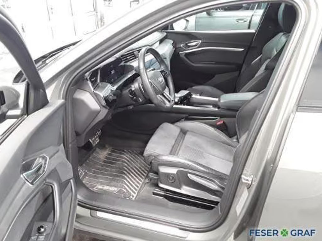 Audi Q8 e-tron