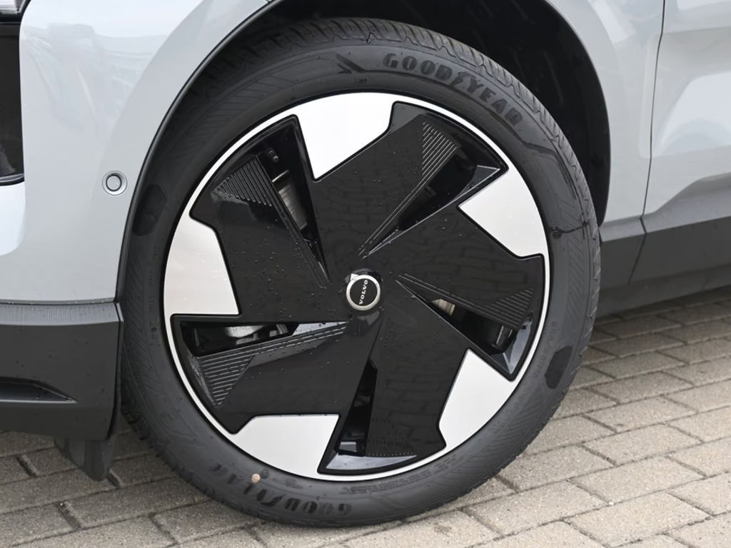Volvo EX30