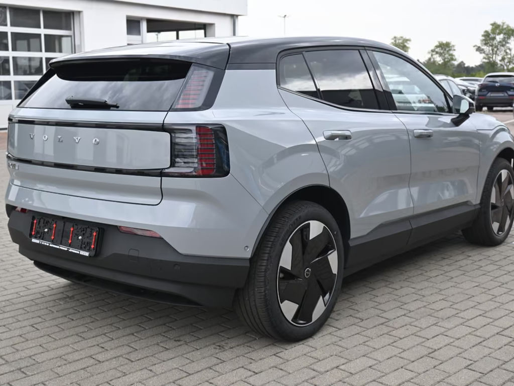 Volvo EX30