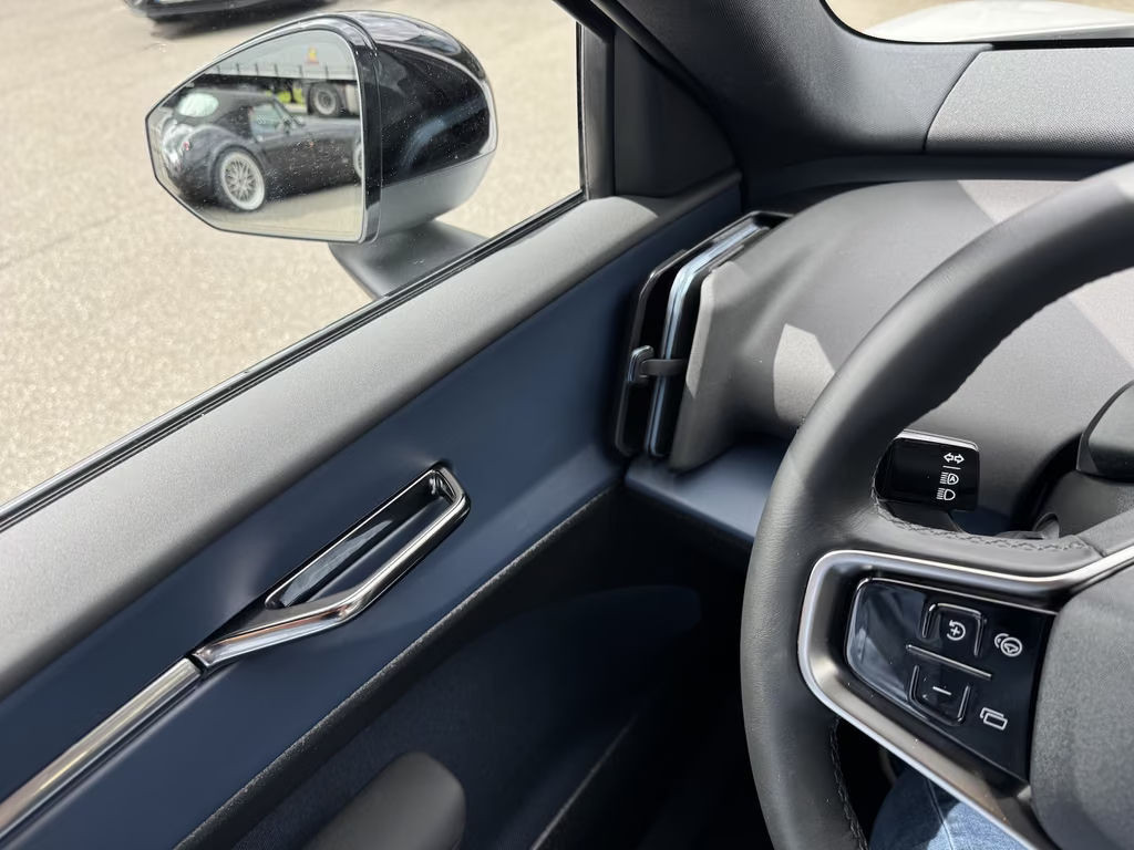 Volvo EX30