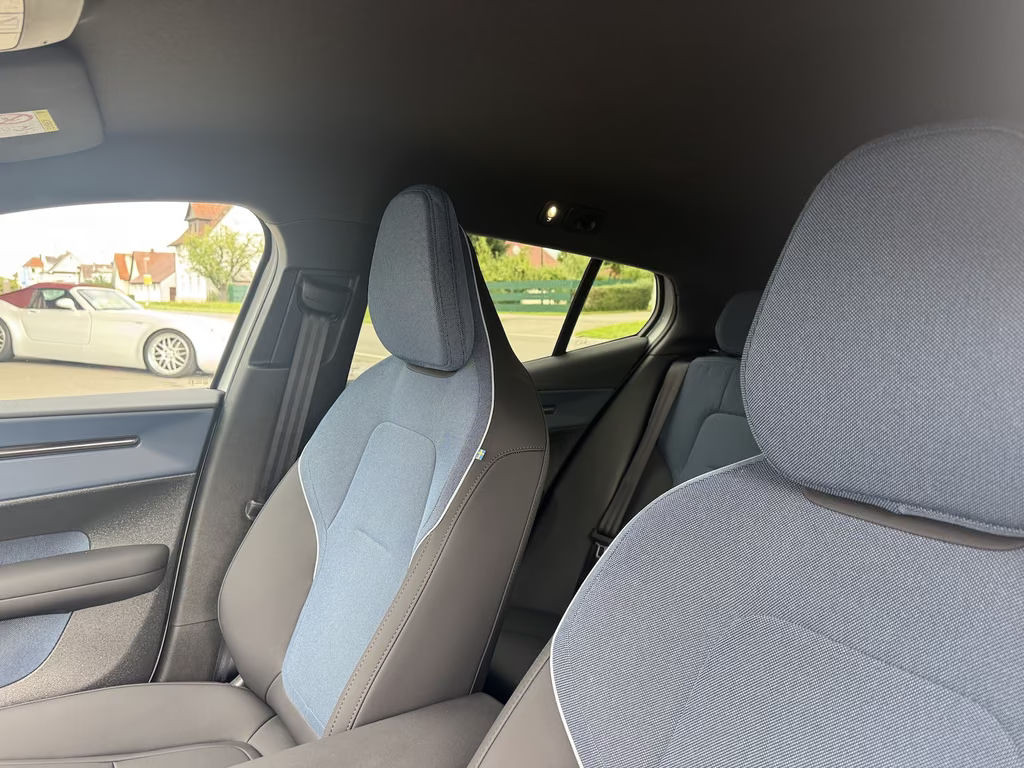Volvo EX30