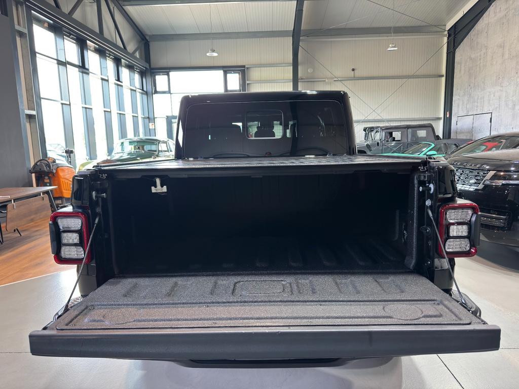Jeep Gladiator Overland 4x4
