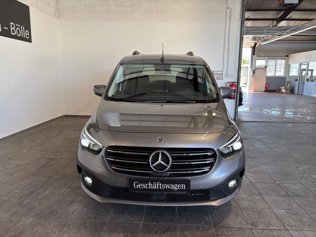 Mercedes-Benz T 180