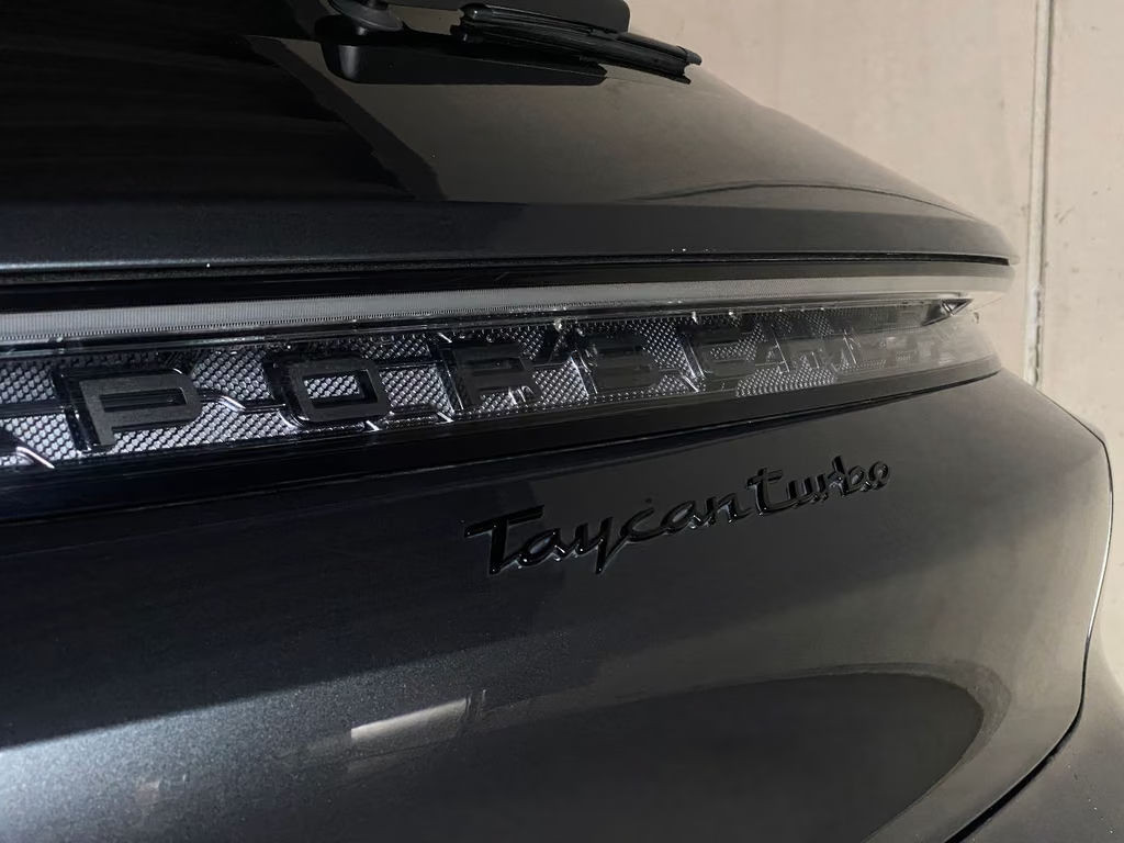 Porsche Taycan