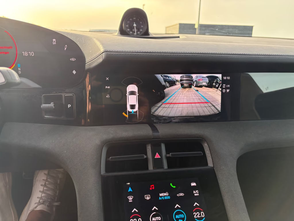 Porsche Taycan
