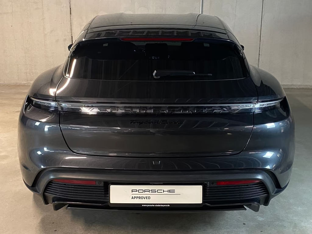 Porsche Taycan Sport Turismo Turbo
