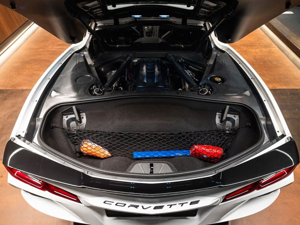 Corvette C8