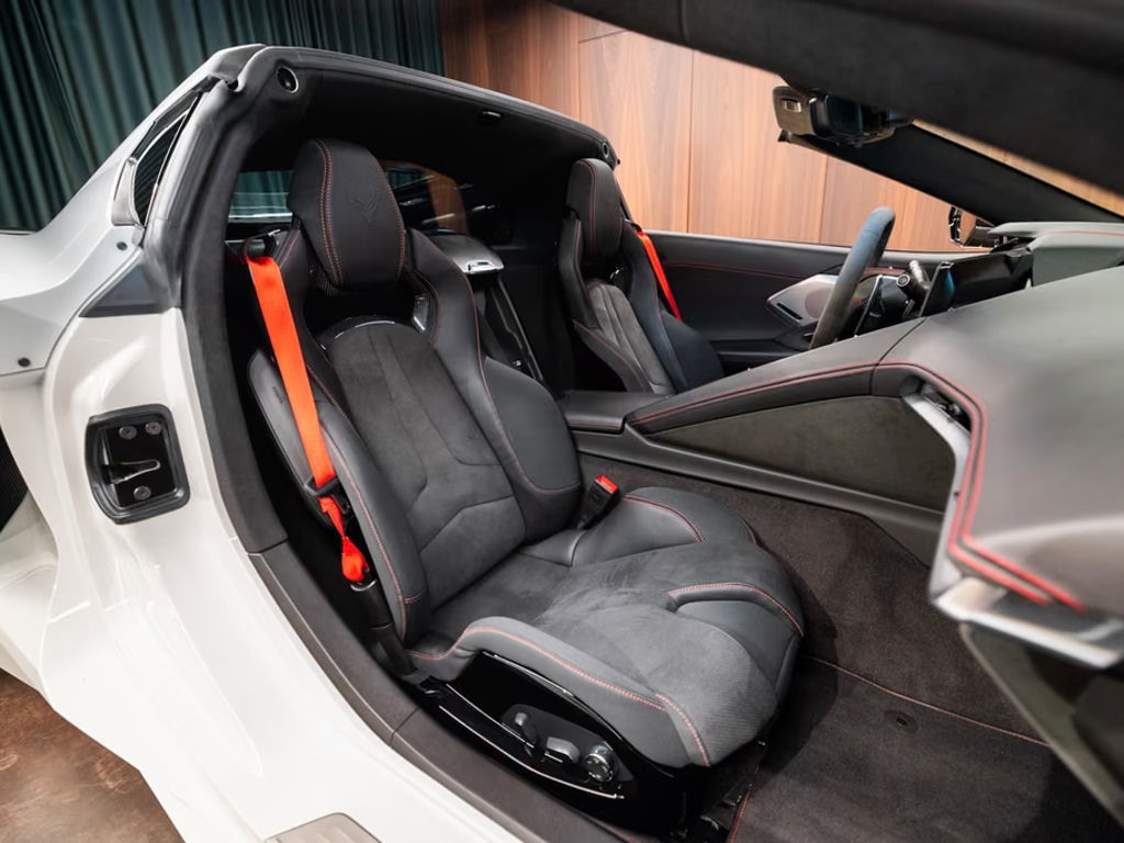 Corvette C8