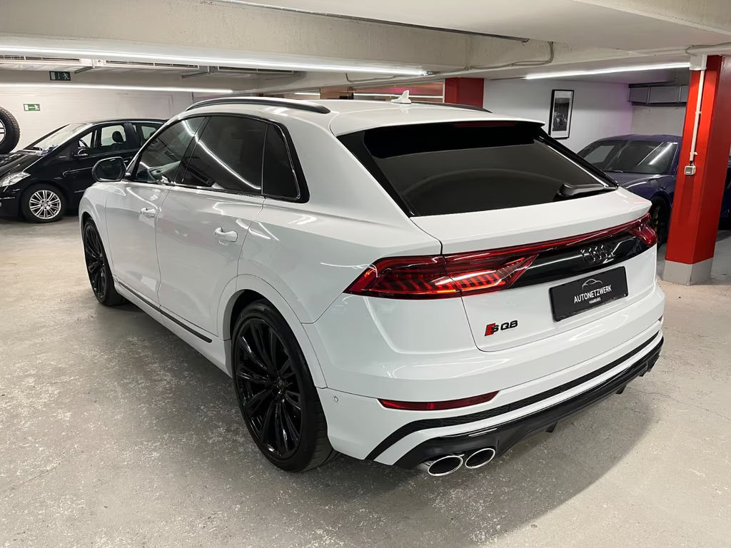 Audi SQ8