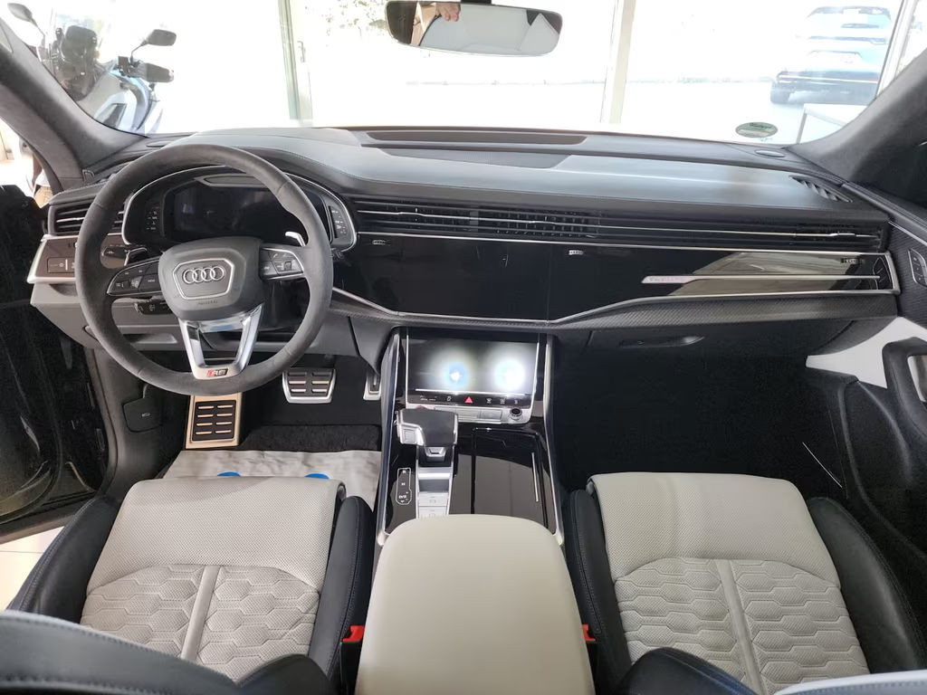 Audi RS Q8