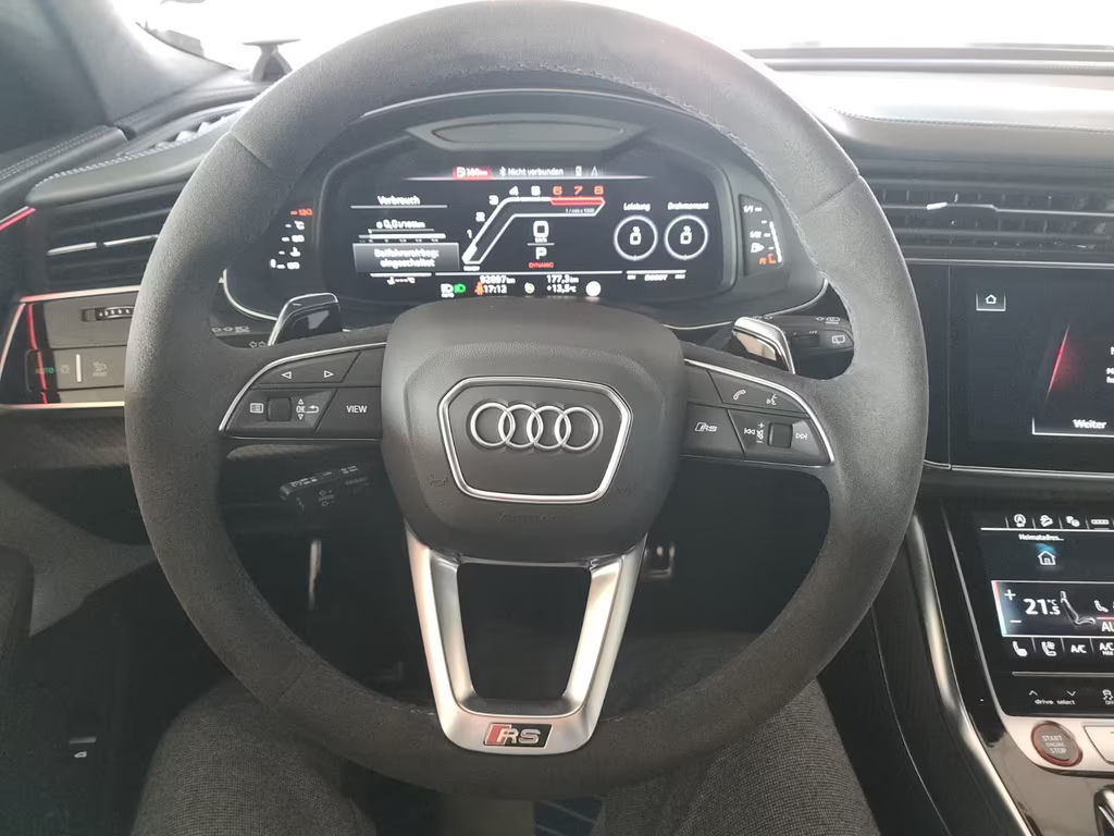 Audi RS Q8