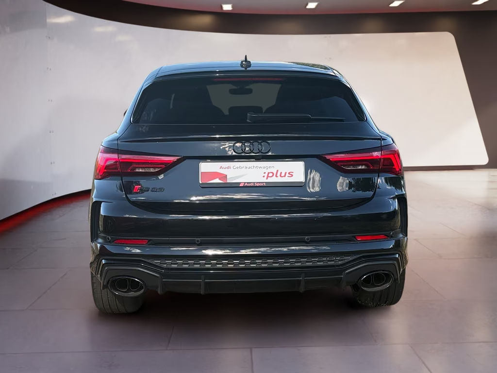 Audi RS Q3