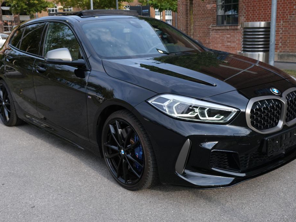 BMW 1 Serie 135 xDrive Sedan 135i