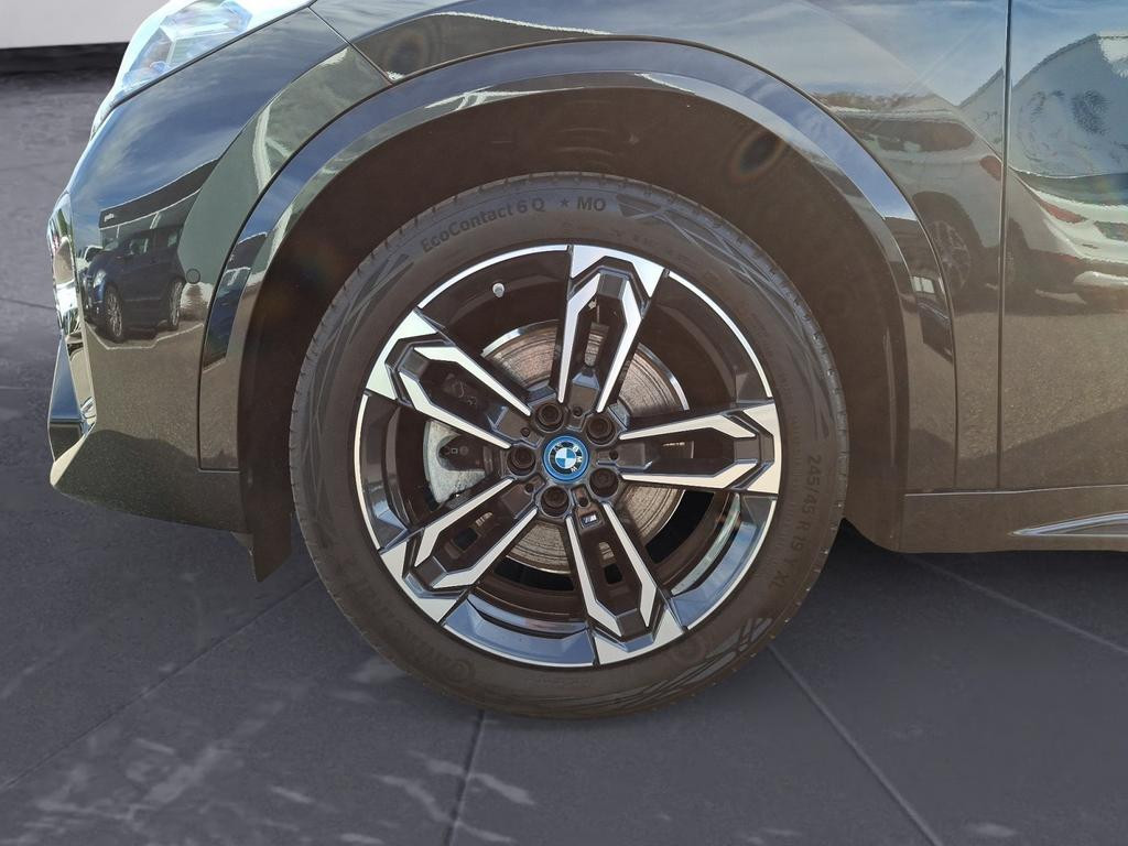 BMW iX2
