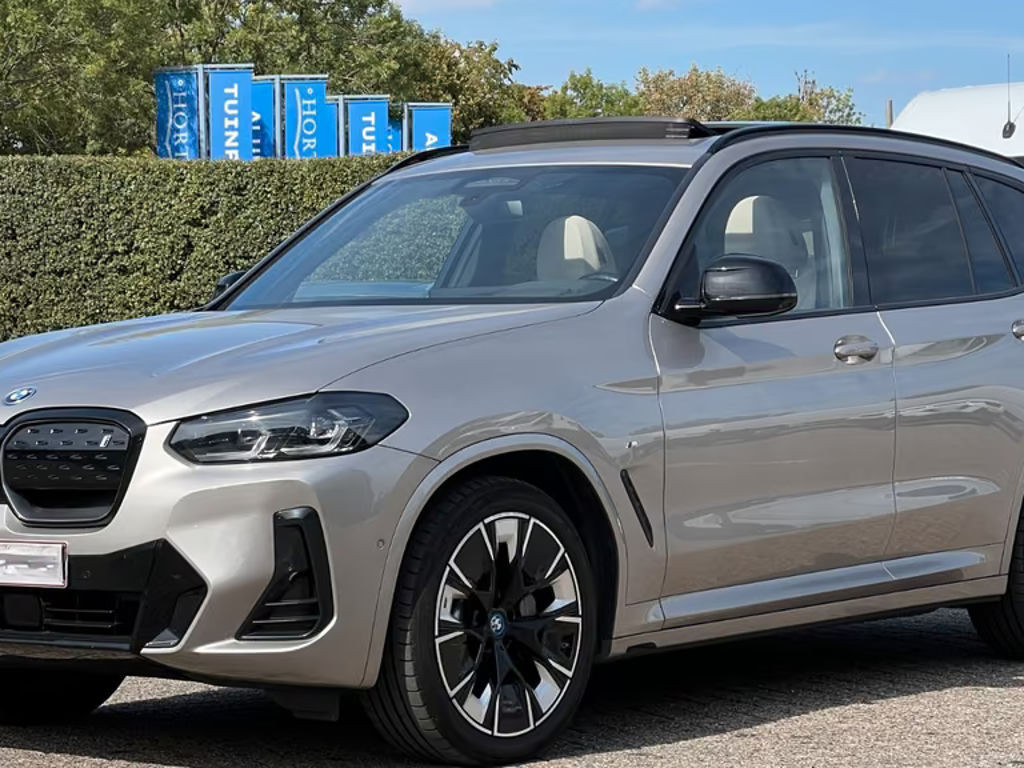 BMW iX3 M-Sport Impressive iX3