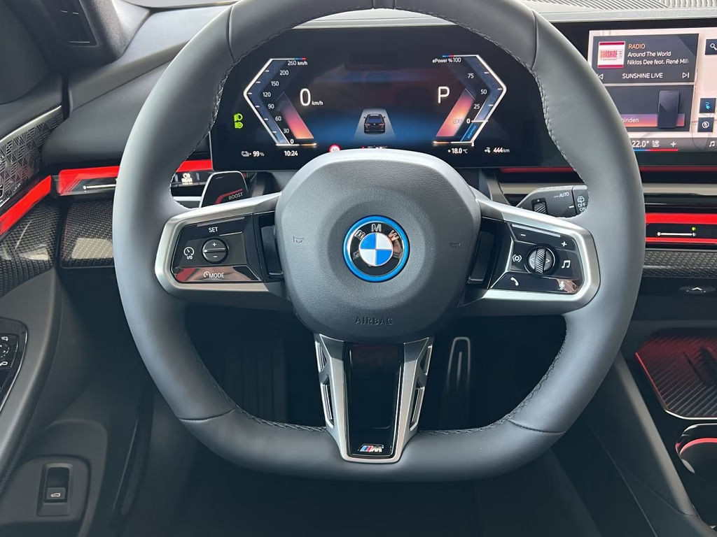 BMW i5
