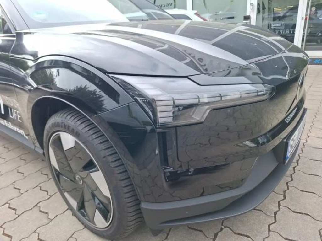 Volvo EX30