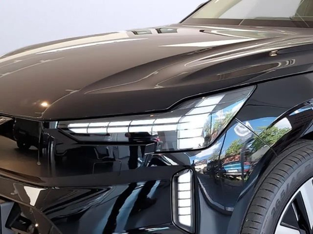 Volvo EX90