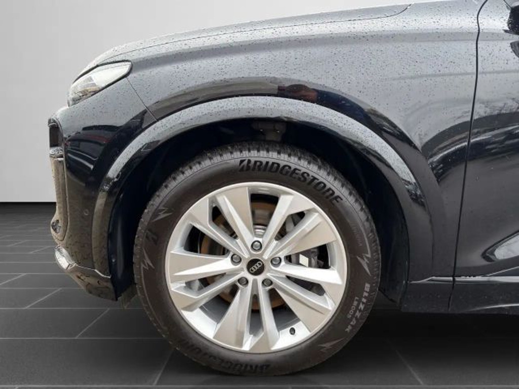 Audi SQ6 e-tron