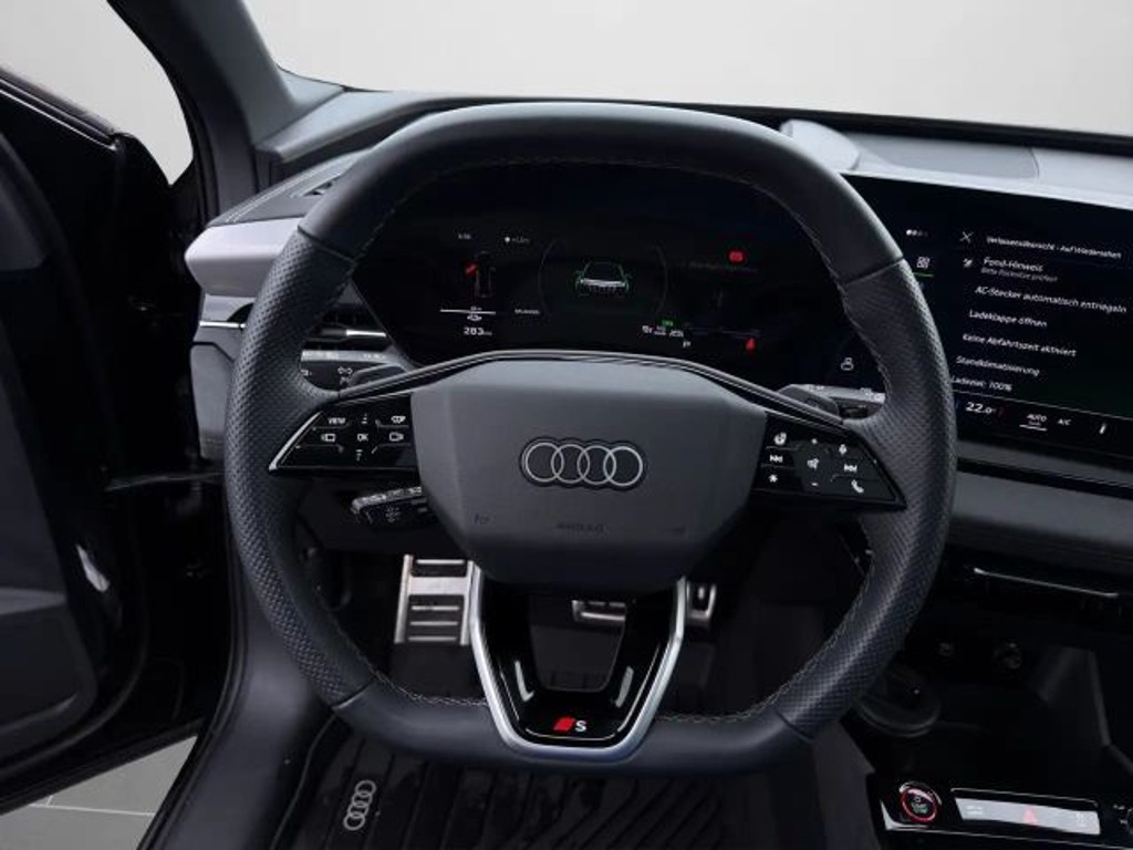 Audi SQ6 e-tron