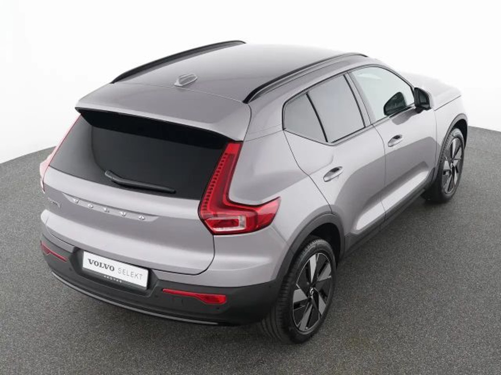 Volvo EX40