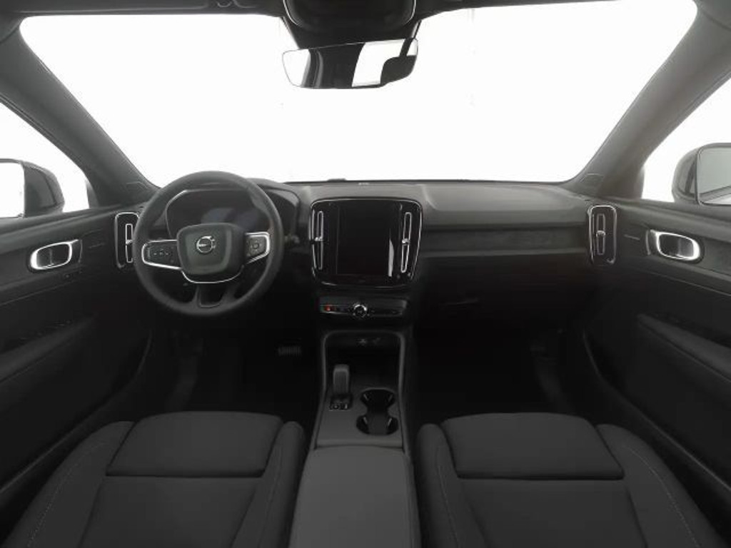 Volvo EX40