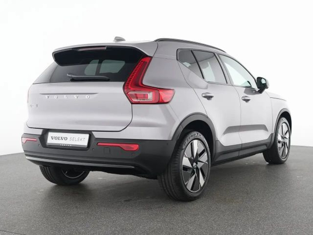 Volvo EX40