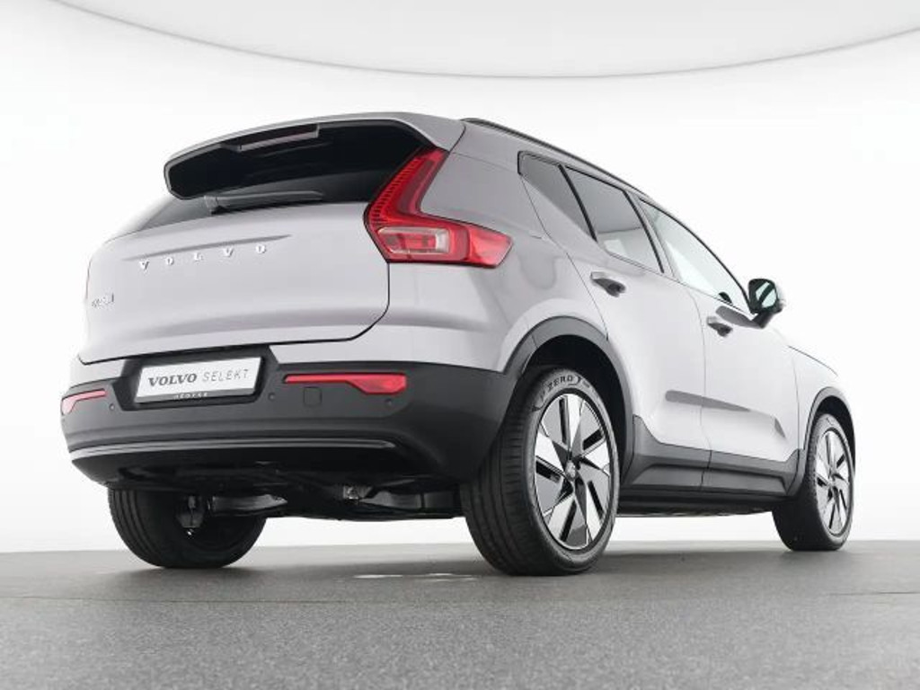 Volvo EX40