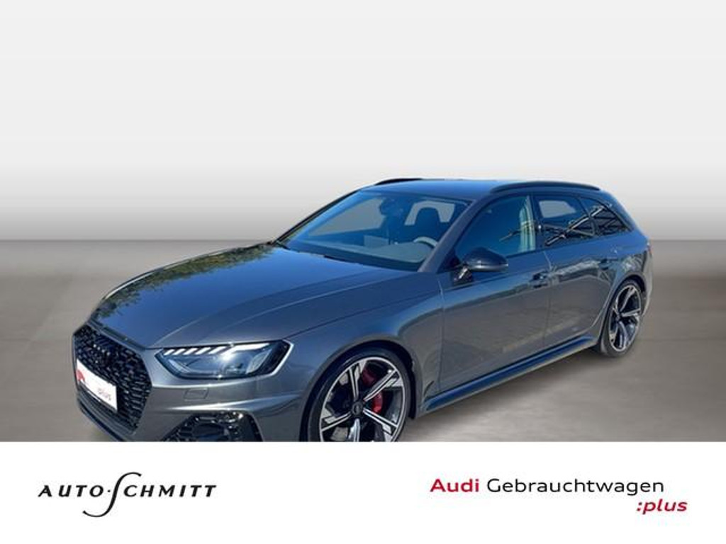 Audi RS4 Avant Quattro