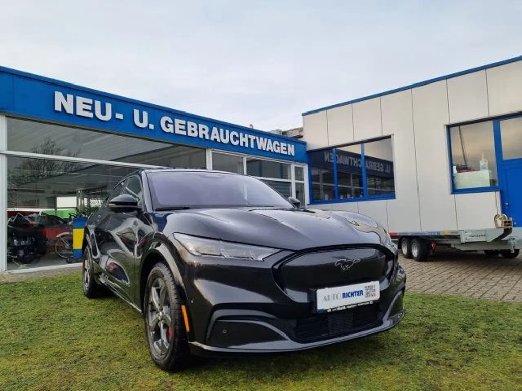 Ford Mustang Mach-E LED, Glasdach, Vollleder