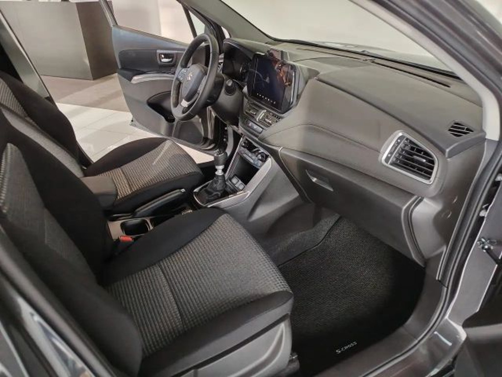 Suzuki S-Cross