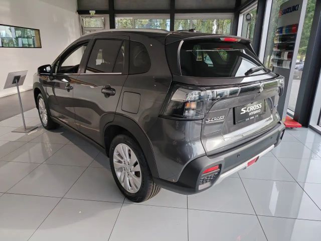 Suzuki S-Cross