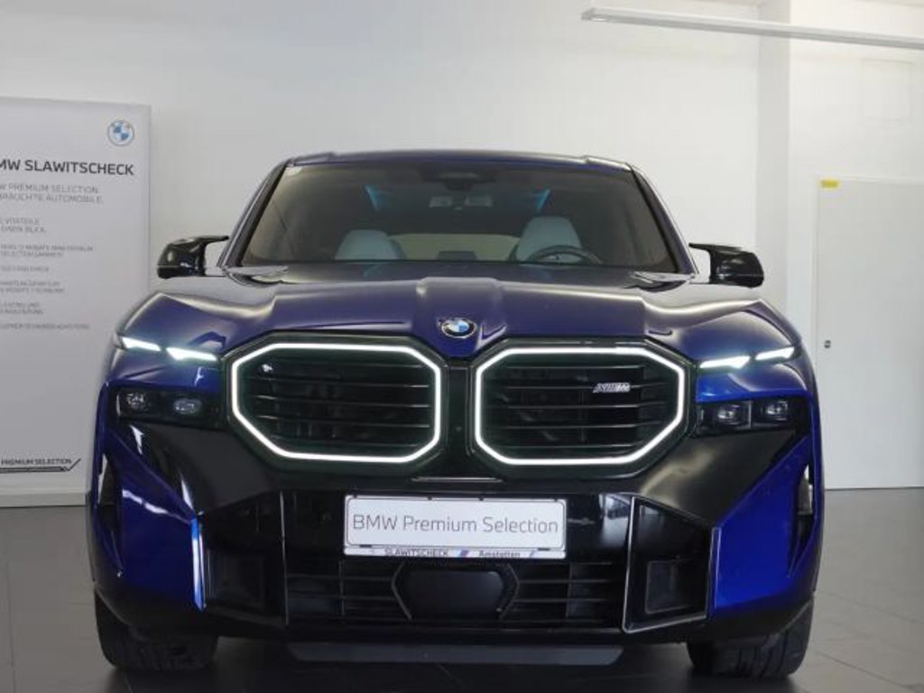 BMW XM