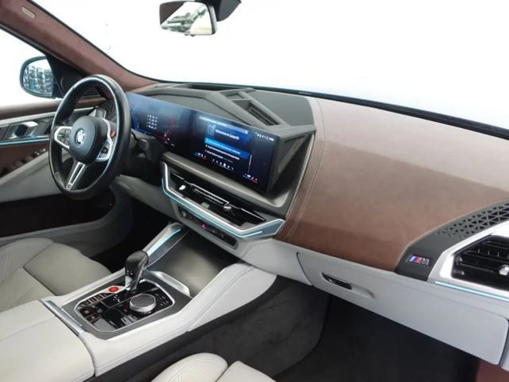 BMW XM