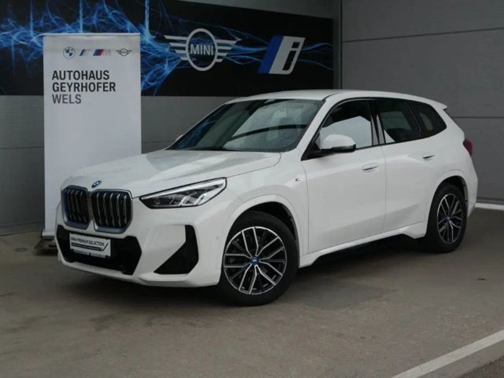 BMW iX1 xDrive30
