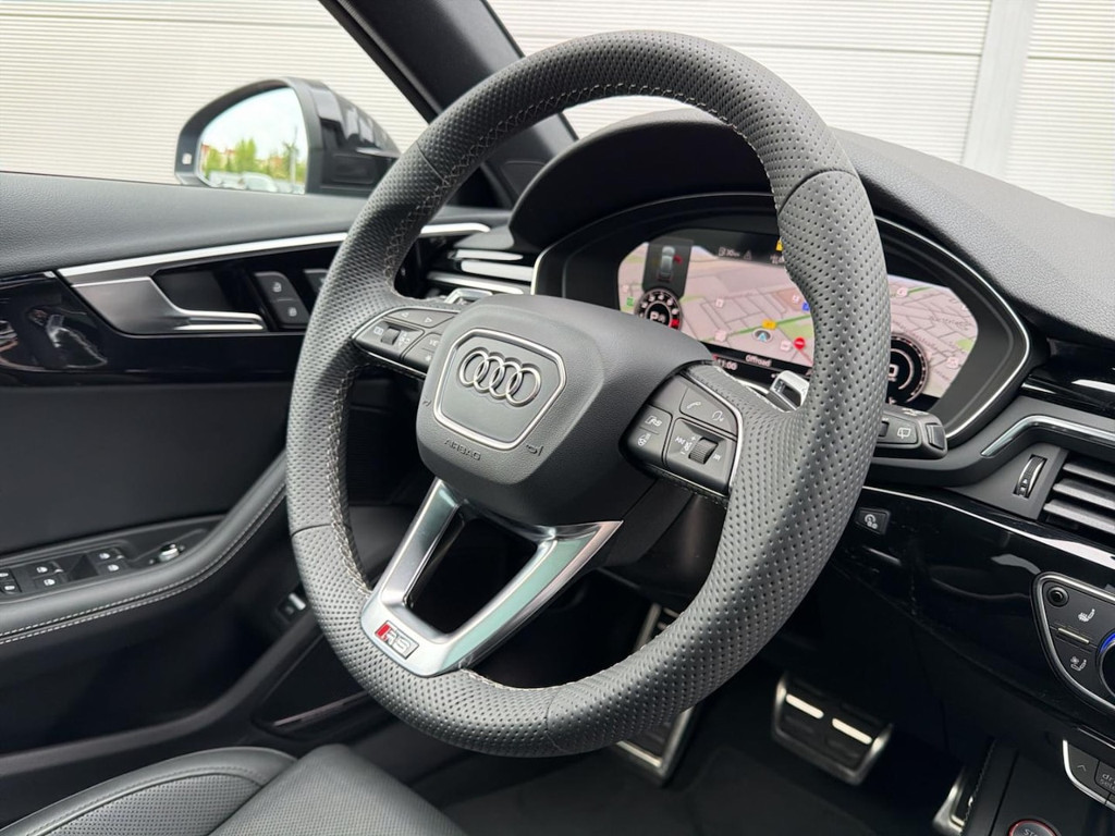 Audi RS4