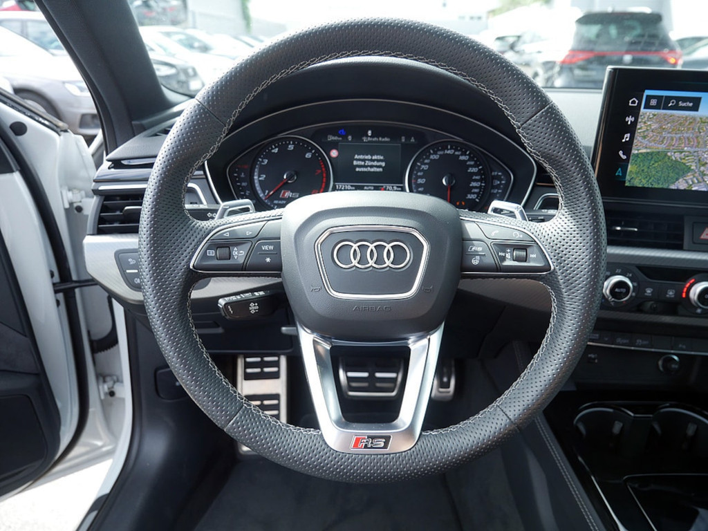 Audi RS4