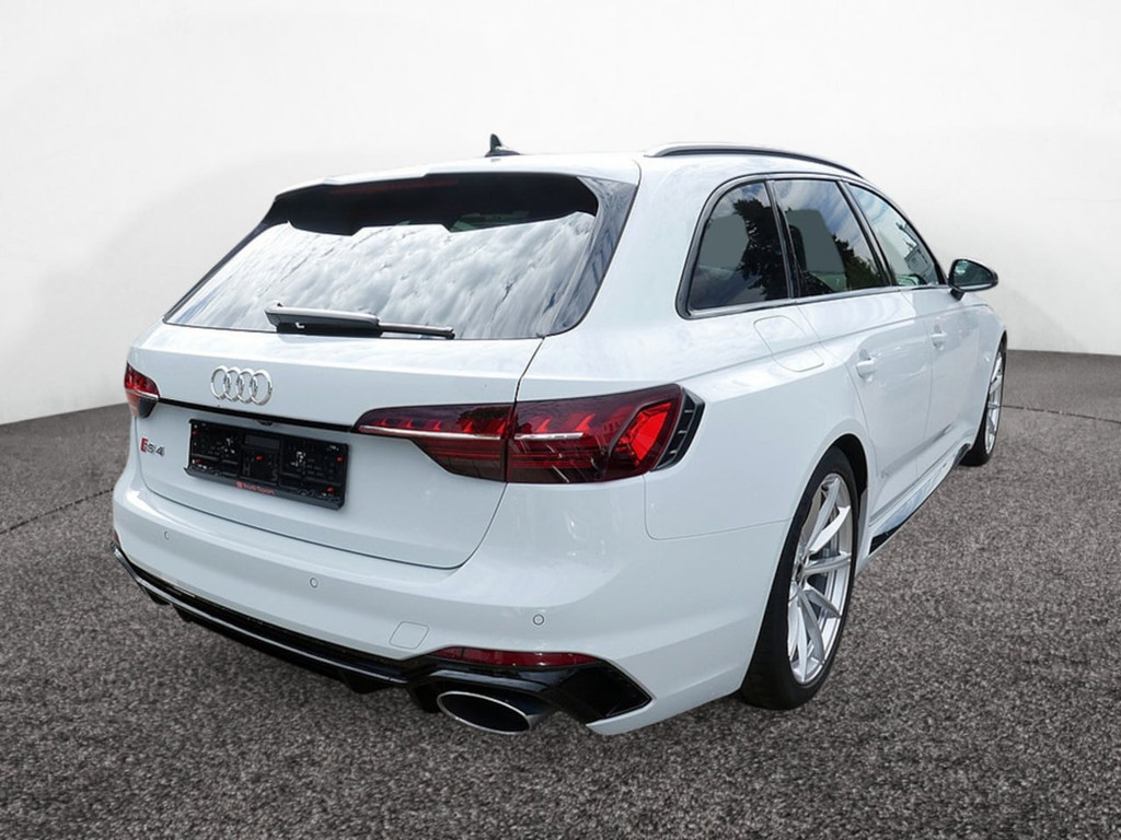 Audi RS4
