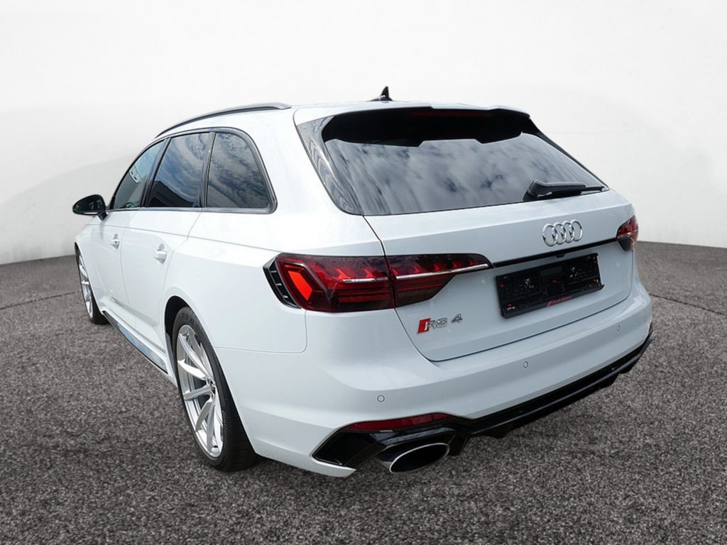 Audi RS4