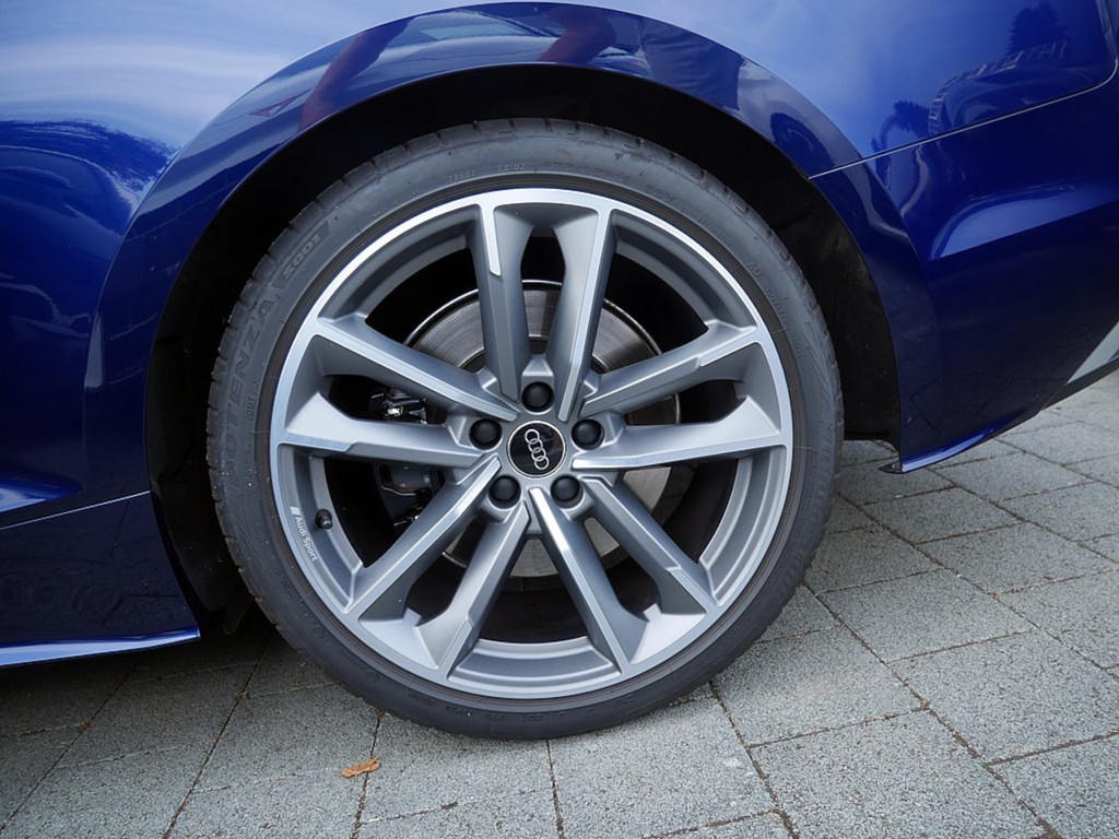 Audi S5
