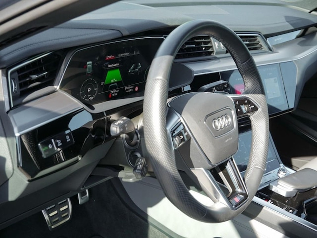 Audi Q8 e-tron