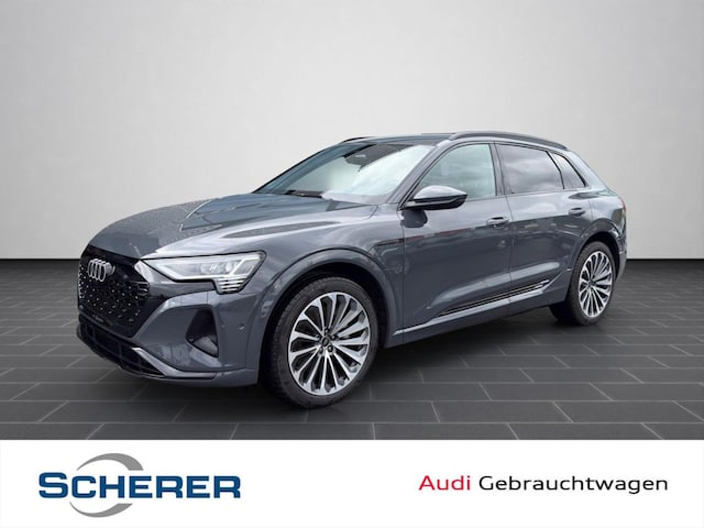 Audi Q8 e-tron Quattro 50