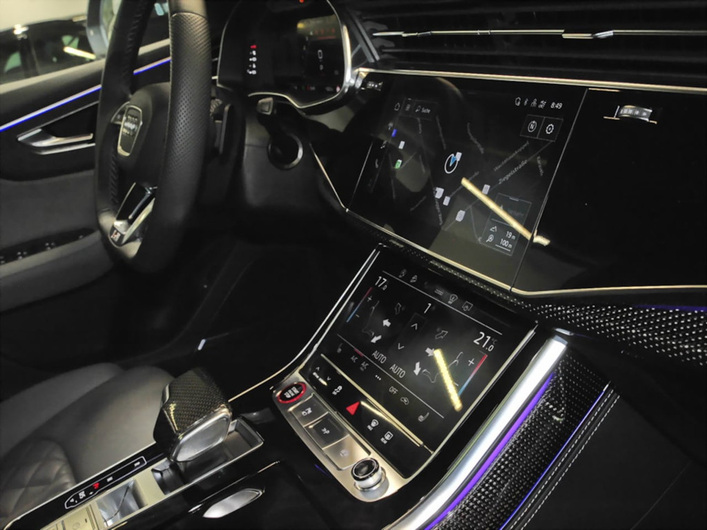 Audi SQ8