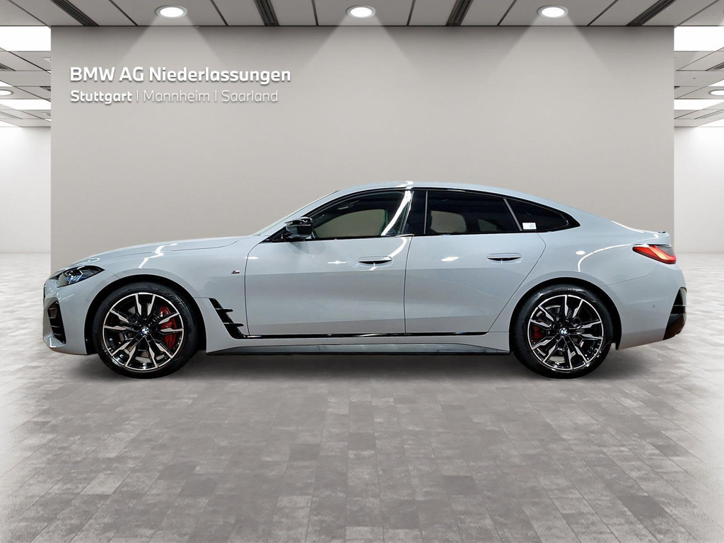 BMW M440