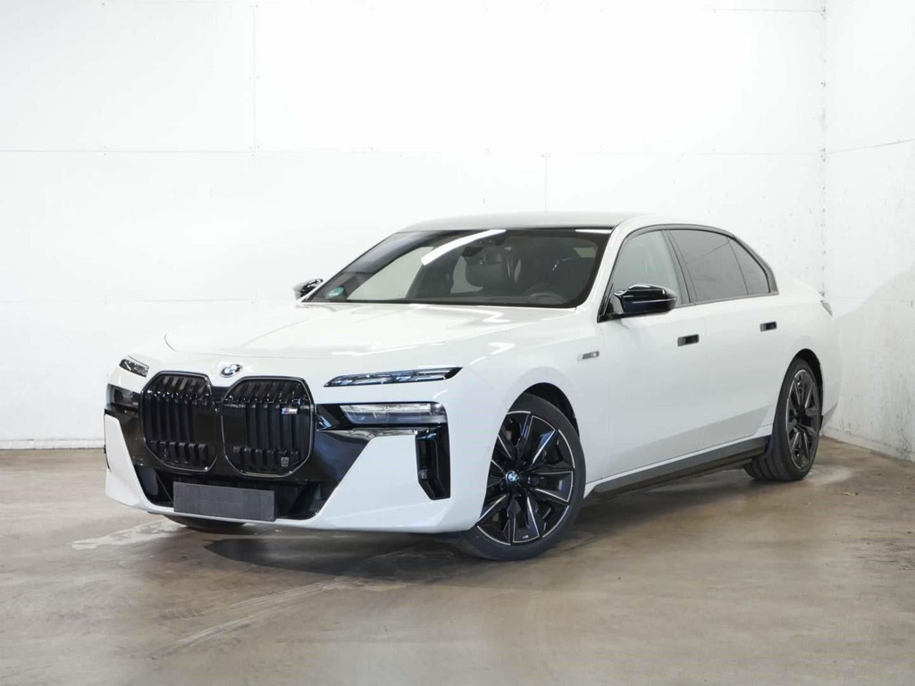 BMW i7 xDrive Sedan M70