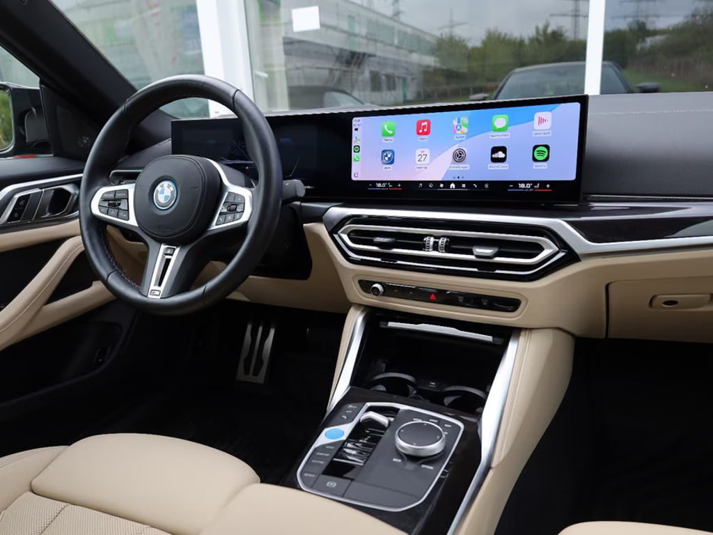 BMW i4