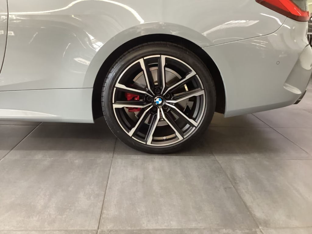 BMW M440