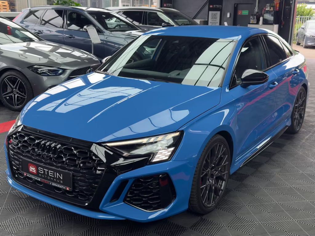 Audi RS3 Sedan Quattro