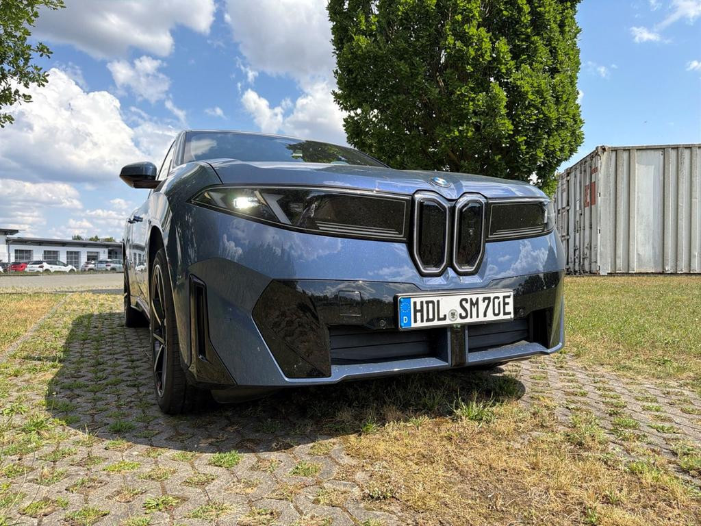 BMW iX3
