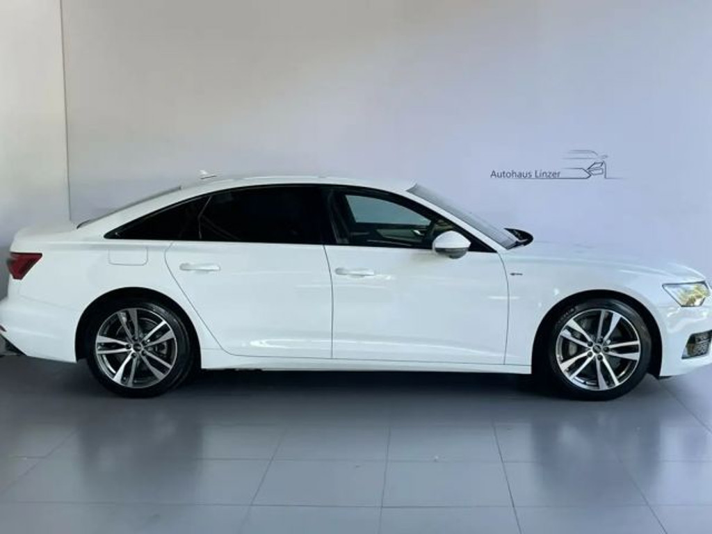 Audi A6 Sedan S-Line Hybride